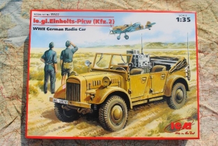 ICM.35522  le.gl.Einheids-Pkw (Kfz.2) WWII German Radio Car